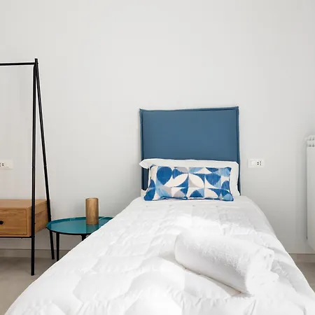 Surya House - Elegant In Apartament