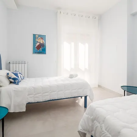 Surya House - Elegant In *