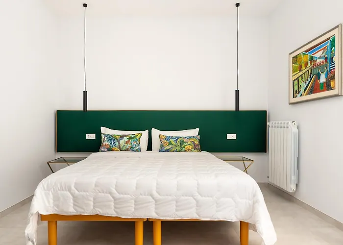 Surya House - Elegant In Appartement