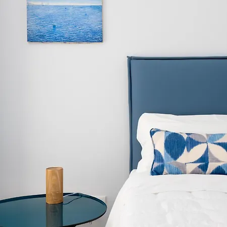 Surya House - Elegant In